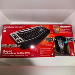 Microsoft Wireless Laser Desktop 6000 V2 Keyboard and Mouse
